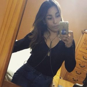 Meet your Posher, Crystal